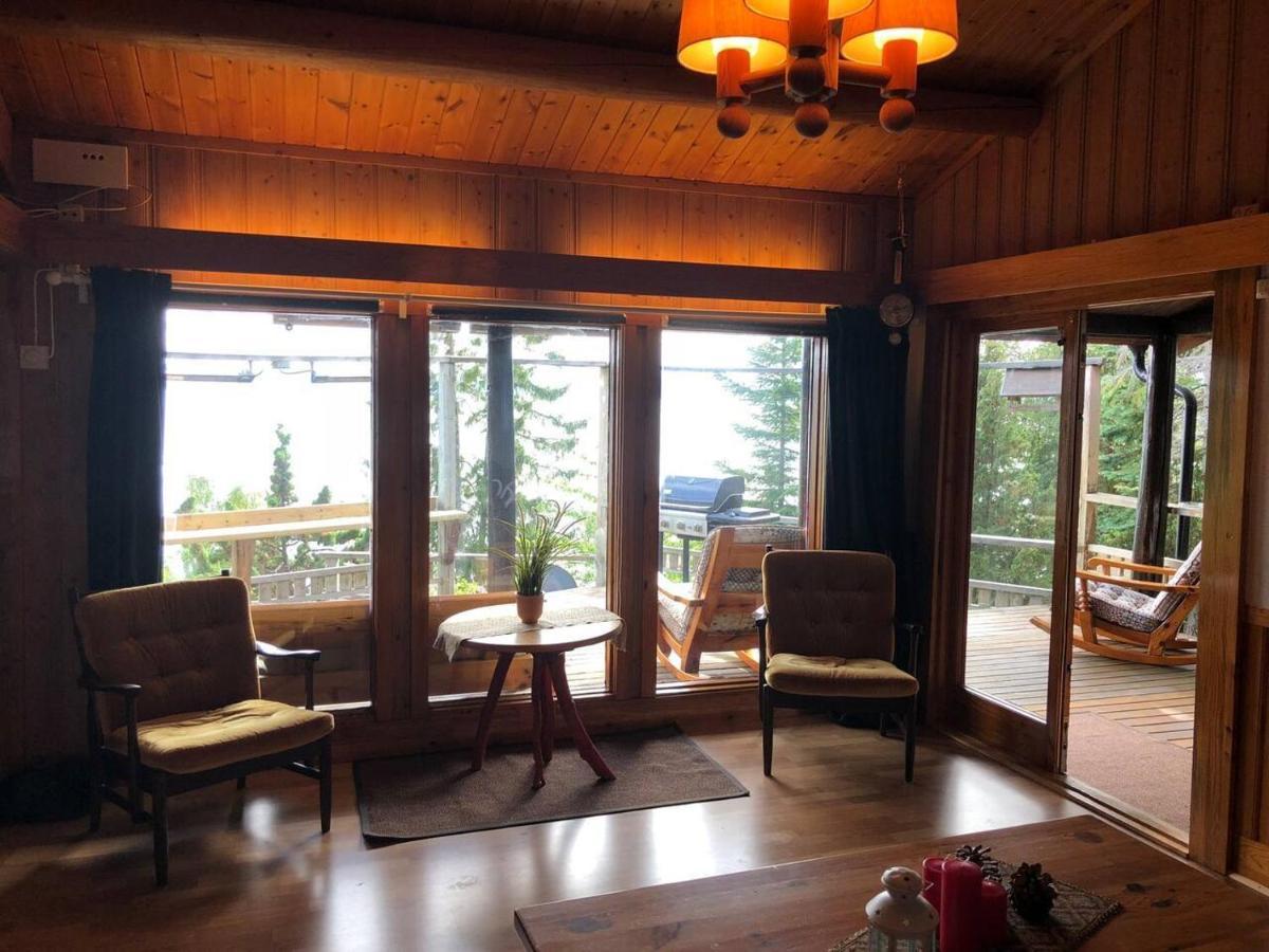 Beautiful 3 Bed In With Seaview Holiday home